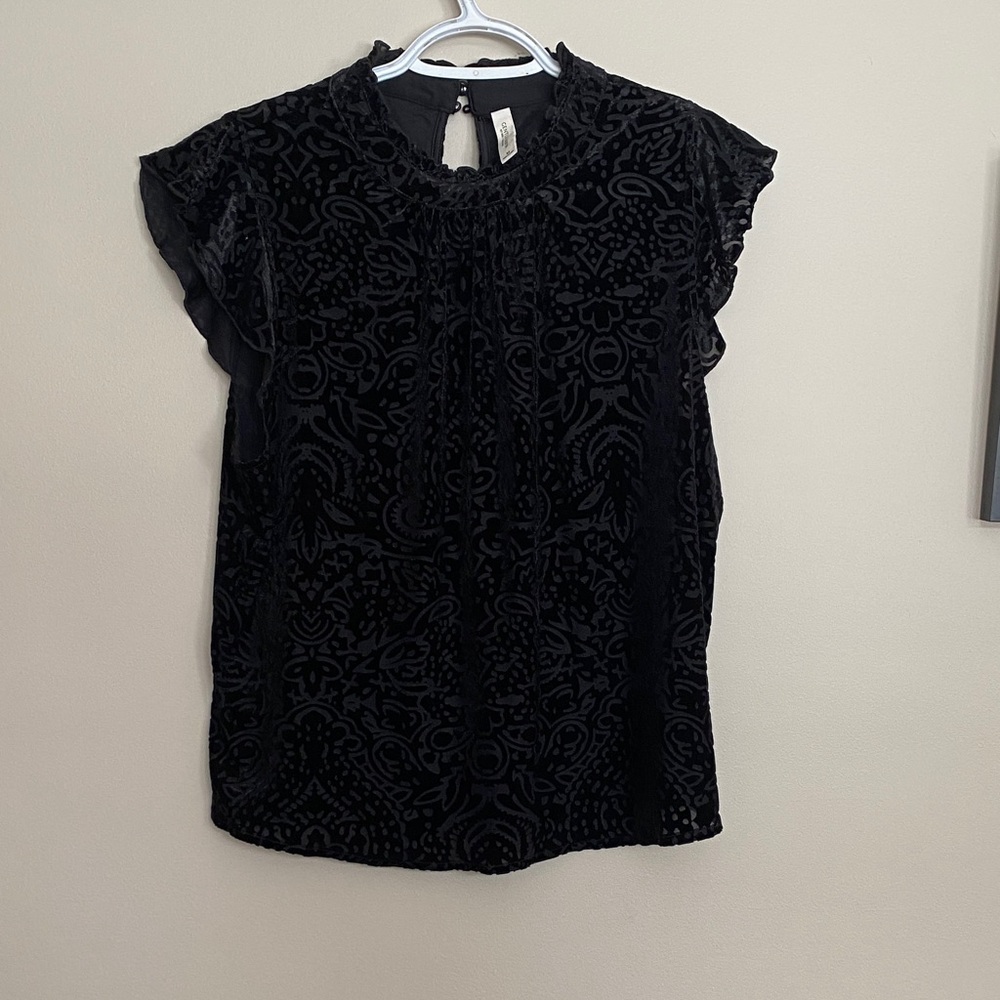 Gentle Fawn Black Textured Blouse